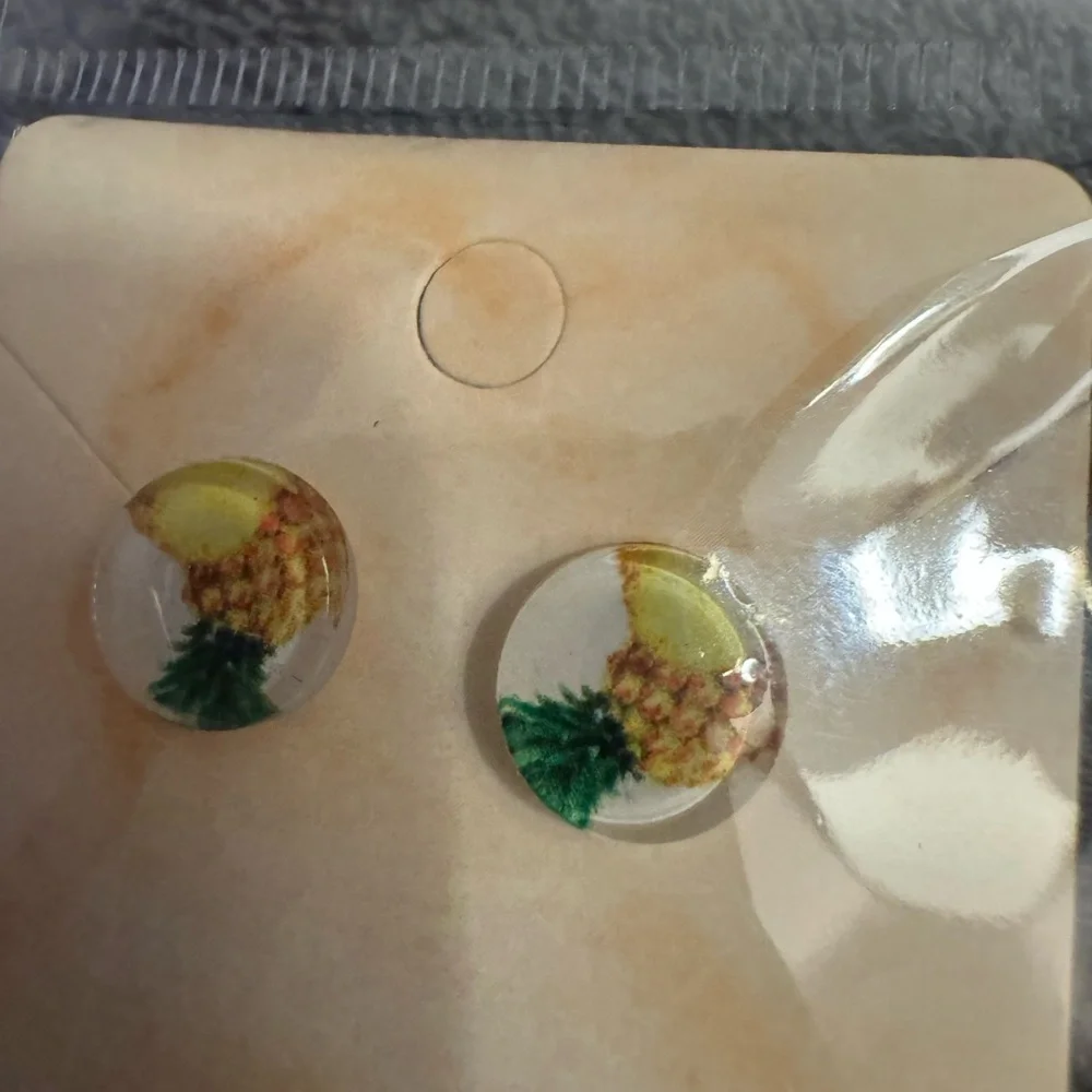 4 pairs of earrings BUNDLE New in pkg. Bows Strawberries zirconium & pin…